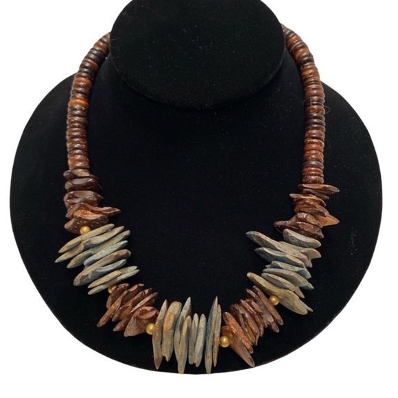 Vintage Jewelry - Vintage Boho Wooden Necklace